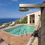 Cruzitta Con Piscina Privata E Vista Mare Esclusiva Villa Costa Paradiso