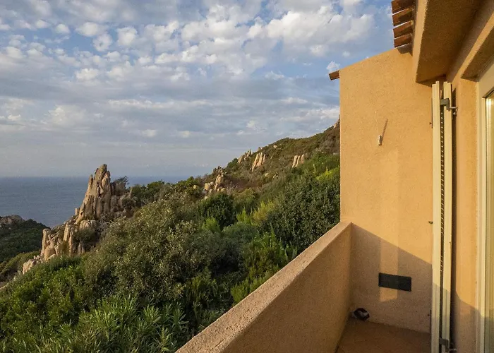Cruzitta Con Piscina Privata E Vista Mare Esclusiva 帕拉迪索海岸